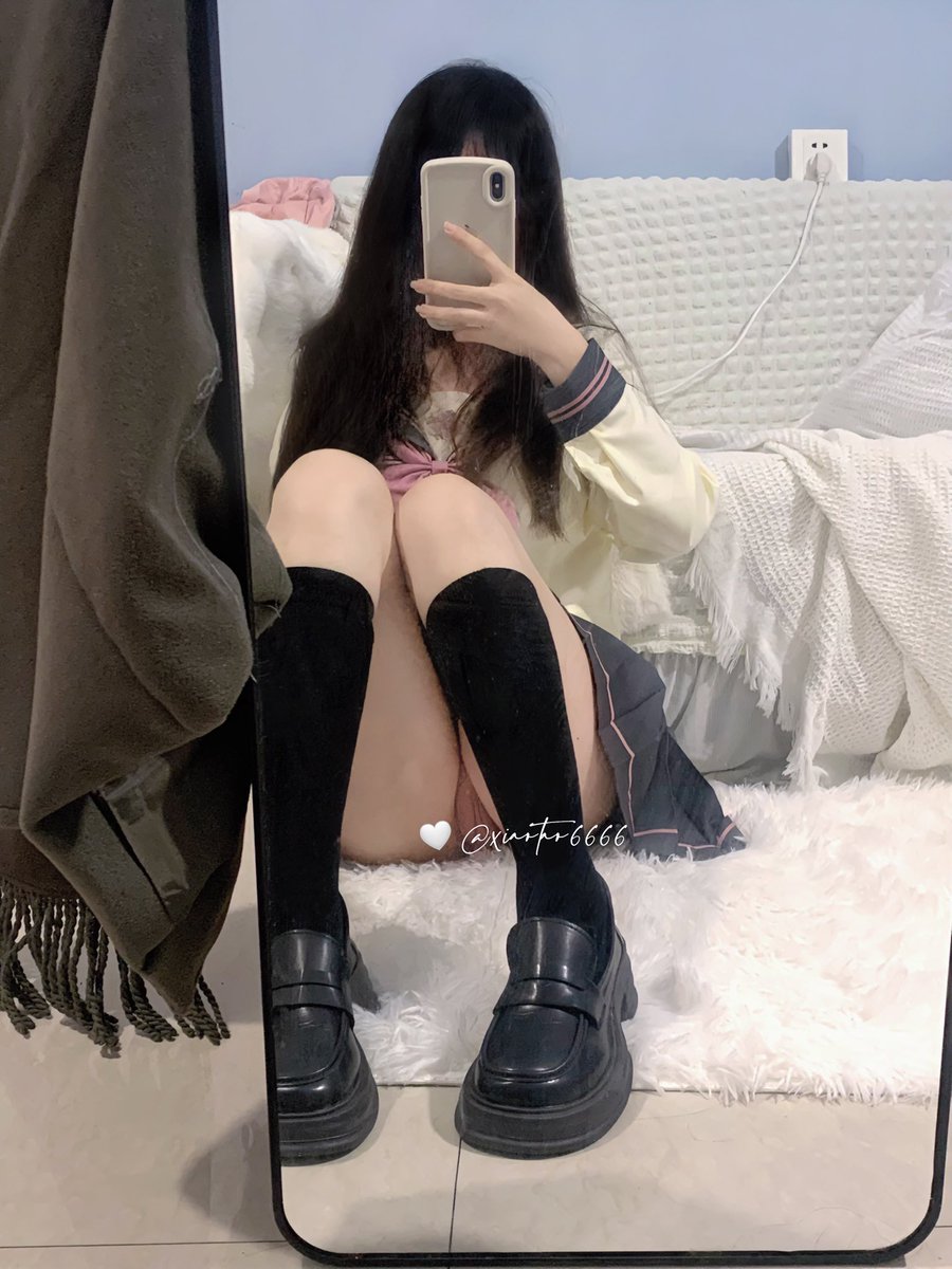 脑袋是用来想我的 笨蛋(｡ ́︿ ̀｡)

投稿💌：
@riliwanji777  
@WanJibb_  
@XiaoWanbb_ 
#日理万姬 https://t.co/YeipiPNZYd
