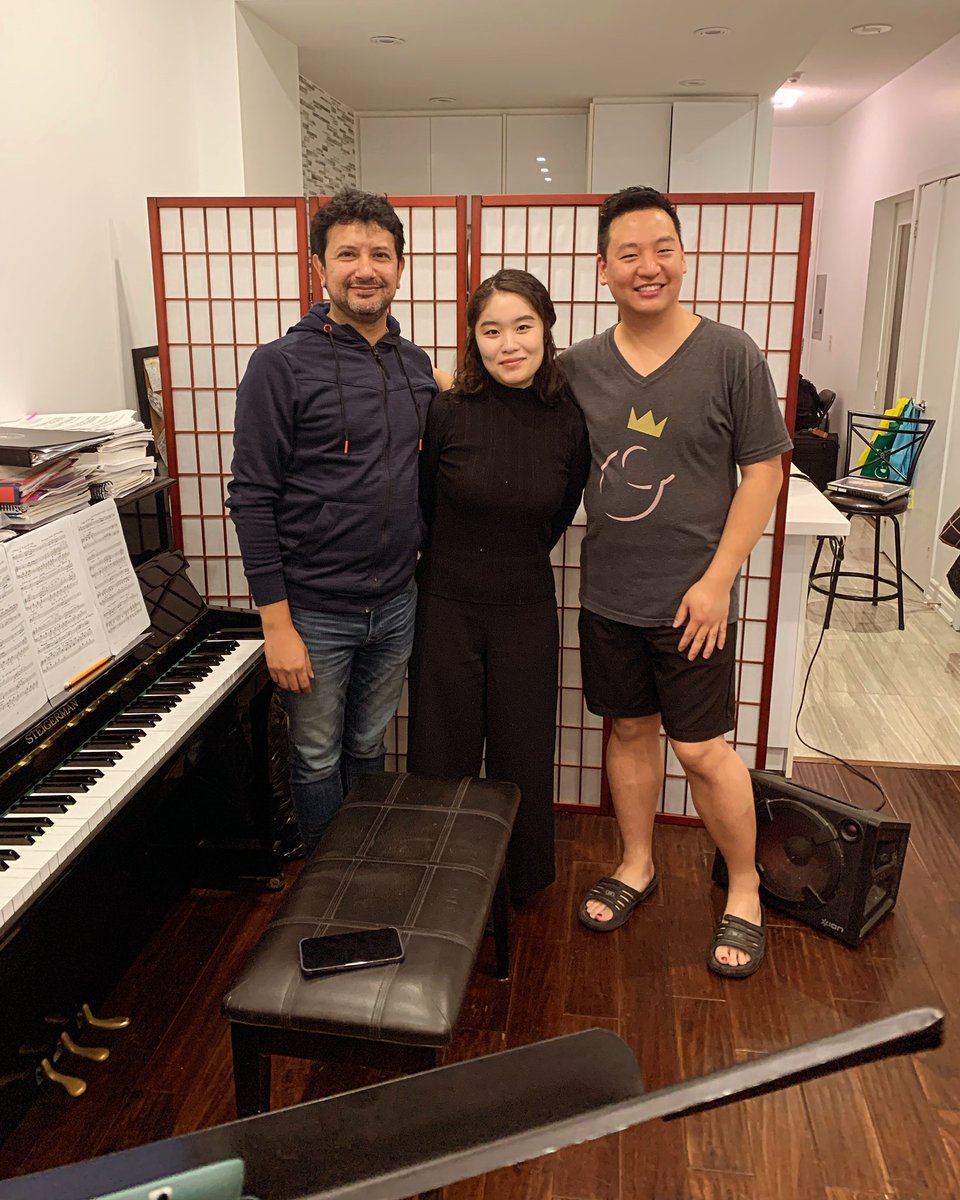 OperaQueens (@operaqueens) on Twitter photo Long time, no see, <a href="/OperaQueens/">OperaQueens</a>! Up next, catch Cesar, Jingyi, <a href="/MikeZFan/">MikeZFan 范祖铭, CAEA Tenor (they)</a>, & <a href="/TanyaSmania/">Tanya Smania 👑</a> onstage this TUES, NOV 14 for a concert & workshop <a href="/LaurierMusic/">Laurier Music</a>. Including music by <a href="/MarchandDr/">Dr. Juanita Marchand Knight</a>. Admission is FREE! 🎉💛💜🎶✨
eventbrite.com/e/709556782437
#operaqueens #lauriermusic Long time, no see, <a href="/OperaQueens/">OperaQueens</a>! Up next, catch Cesar, Jingyi, <a href="/MikeZFan/">MikeZFan 范祖铭, CAEA Tenor (they)</a>, & <a href="/TanyaSmania/">Tanya Smania 👑</a> onstage this TUES, NOV 14 for a concert & workshop <a href="/LaurierMusic/">Laurier Music</a>. Including music by <a href="/MarchandDr/">Dr. Juanita Marchand Knight</a>. Admission is FREE! 🎉💛💜🎶✨
eventbrite.com/e/709556782437
#operaqueens #lauriermusic