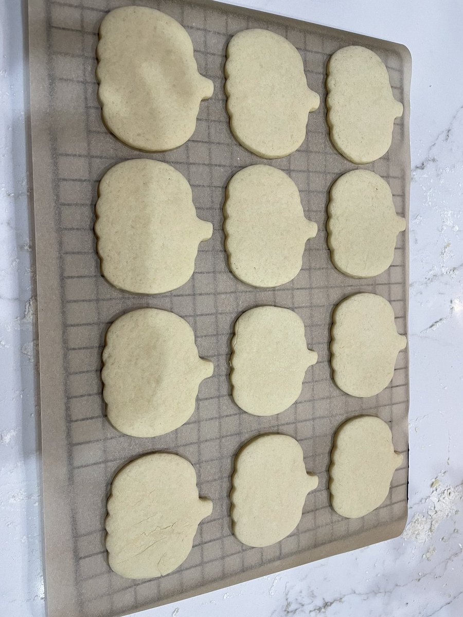 Dummblond tweet media