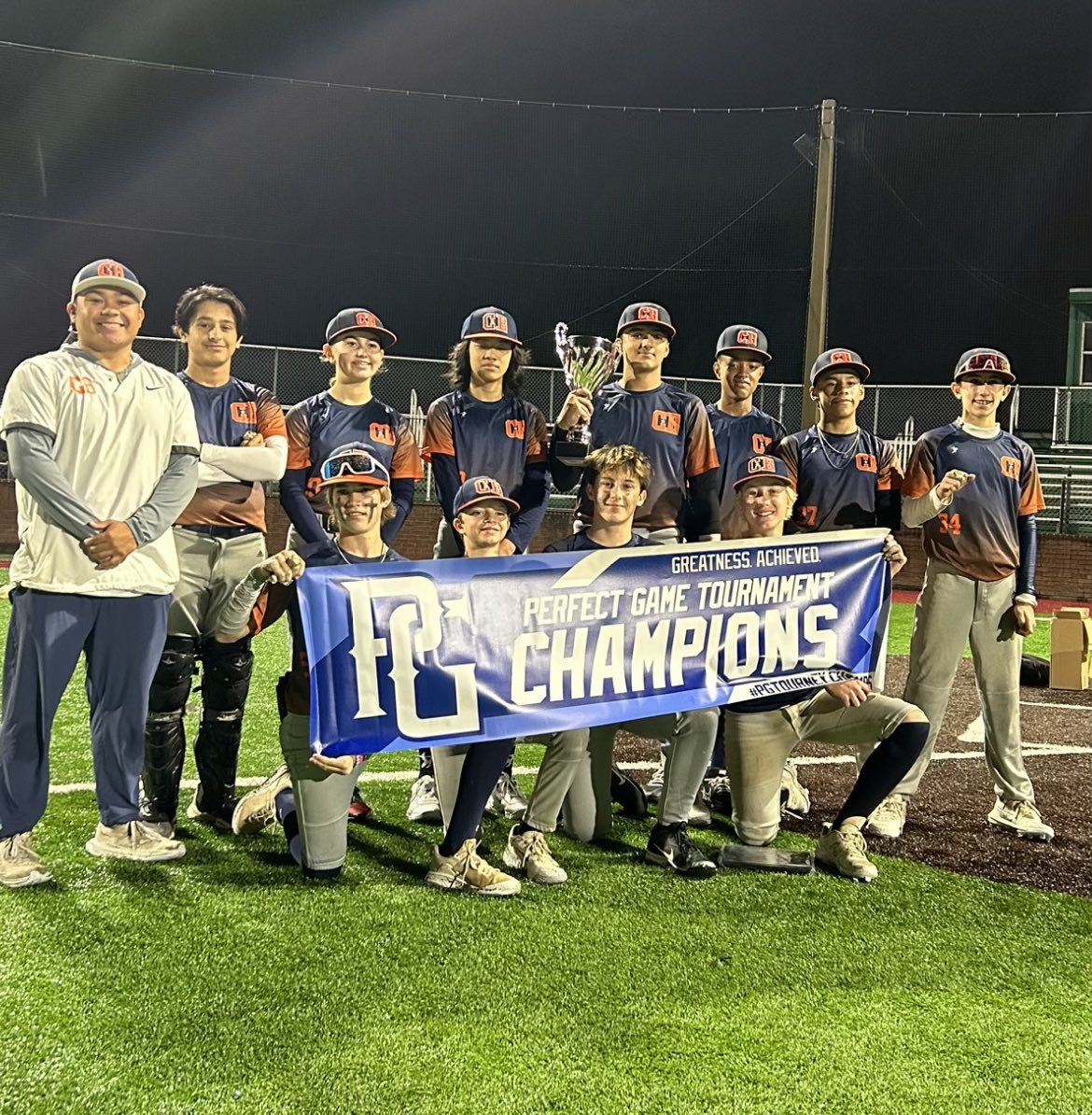 CruzBaseball's tweet photo. Congrats to 14U Cruz Team for winning it all this weekend! Great job Coach Tansi #CruzBaseball @cruzzin13 @TheAntonio22 @CruzTrei @cruz22 @RiceBaseball https://t.co/2mez8tRhmV