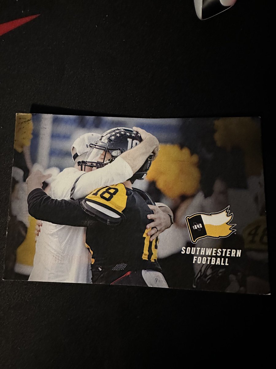 Appreciate the love from <a href="/SUPiratesFB/">Southwestern FB</a> 💛🖤 <a href="/50plusPirate/">Coach Chip Killian</a>