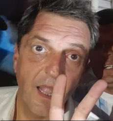 AlexandroBoasso's tweet photo. La cortas o la toma pura, si o no? https://t.co/9bYtLwnbcB
