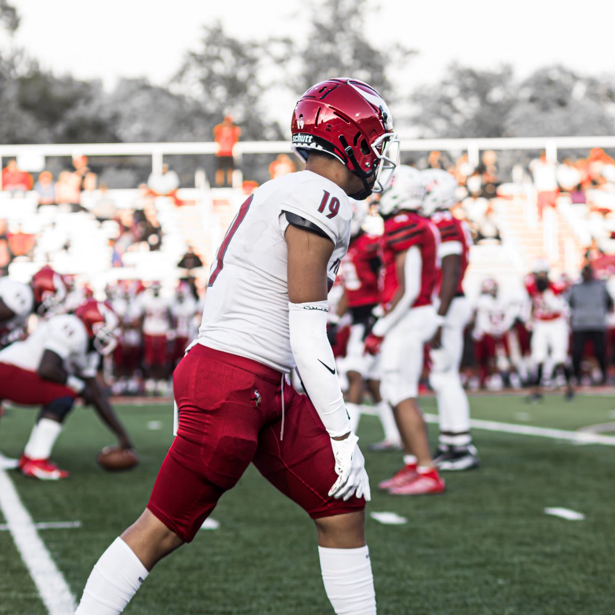 Soph year didn’t end as we wanted it to but I still had a great time with my guys!! With that being said here is my full season highlights!!!

Tight End/Longsnapper
24 catches 371 yards
Finished 9th overall in GMC rec yards
4tds 
12-1 record GMC champs 
hudl.com/v/2MXVkA