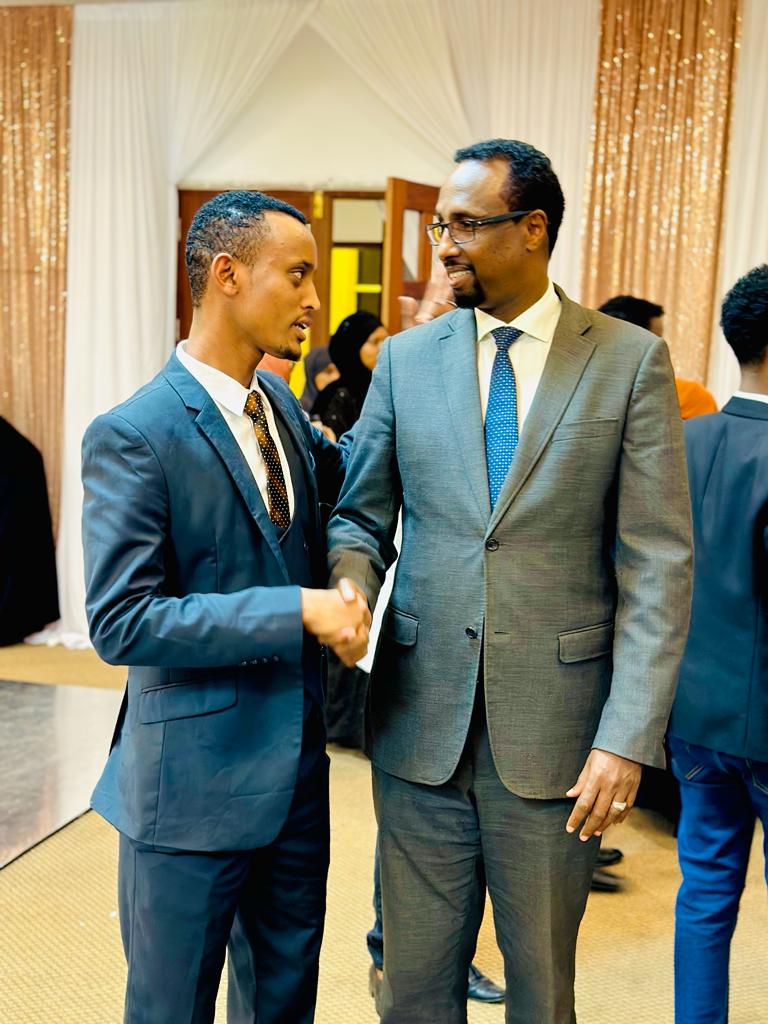 Al_Cadala99's tweet photo. I was so Ecstatic to be with the Former deputy Prime minister for the Transitional Government of Somalia 🇸🇴 as well as the former Minister for Labour and social services in the Federal government of Somalia and long serving member of Parliament brother Abdiwahab Ugas Hussein Ugas https://t.co/481wquIPw5