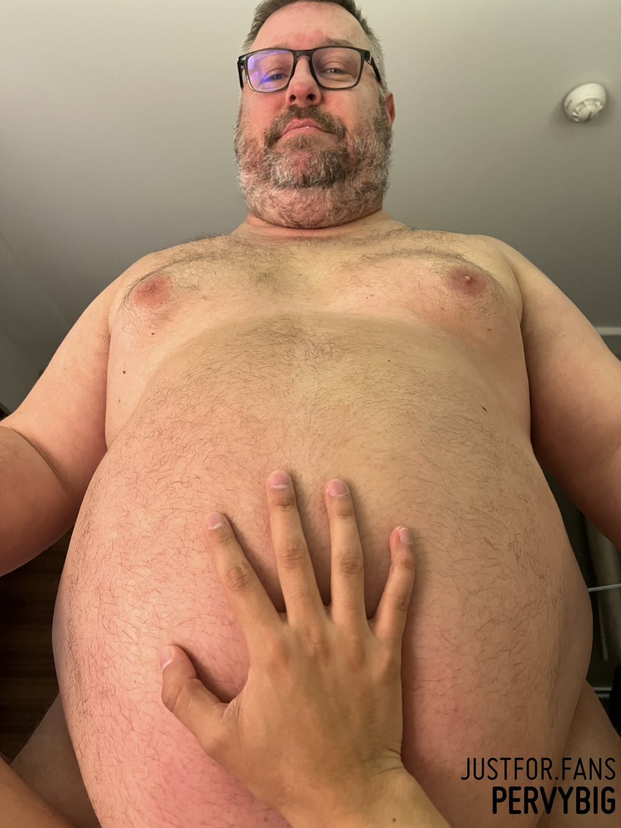 PervyBig's tweet photo. Daddy is worshipping material... https://t.co/GB6MkpOwvo