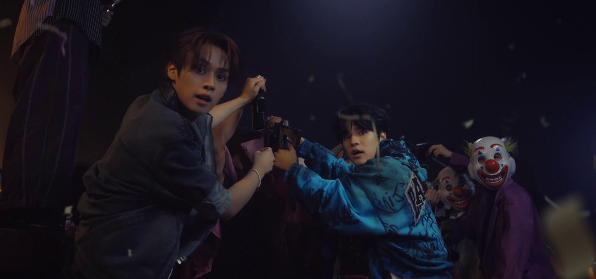 "락 (樂) (LALALALA)" M/V has now surpassed 30,500,000 (30.5M) views on YouTube!

▶️ youtu.be/dBDkYofMUs4

<a href="/Stray_Kids/">Stray Kids</a> #StrayKids #스트레이키즈