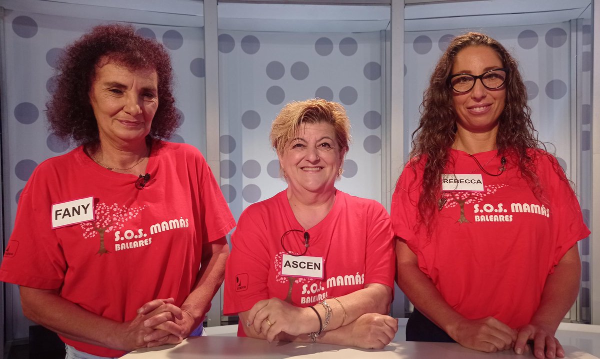 JoEnSeMesIB3's tweet image. 🔛 Aquí teniu les #Macianes i les #SOSMamàs 🙌🏻

Seran al concurs tota la setmana amb els #Gasss i en @davidordinas 😍

Serà ben divertit i vos explicarem i passaran coses ben guapes ❤️

Vos esperam cada vespre a @IB3 a les 21:30 h. 📺