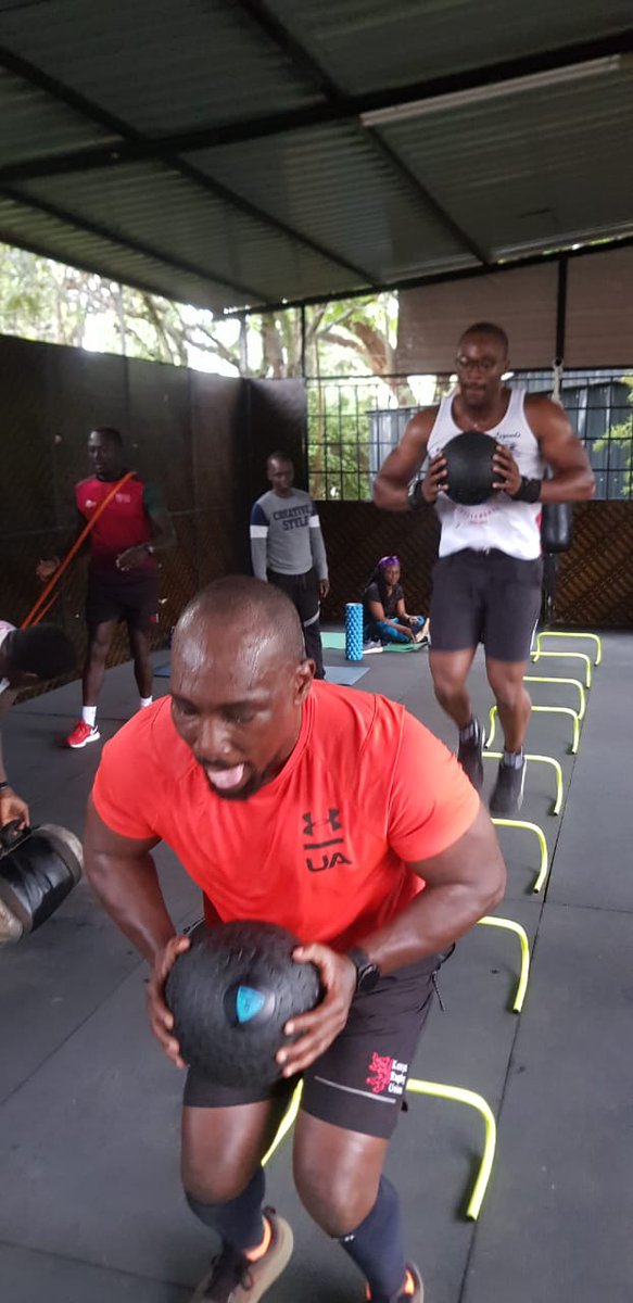 LegendsNondies's tweet photo. Vets putting in that early morning work in the gym as preps for the International Vets Tens category at the Dubai 7s heat up. Wataenda kupanda miti baadaye after breakfast 😁😁😁 https://t.co/ojfZ2pMqv7