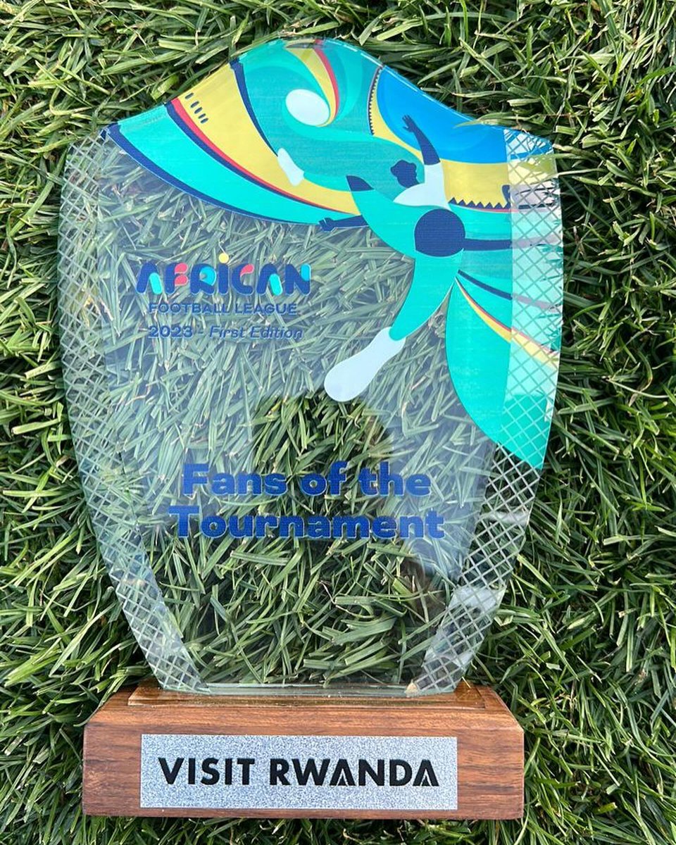 Hii tuzo ni Yetu Sote Watanzania 

Asanteni Simba Kwa Kutufungulia Njia .