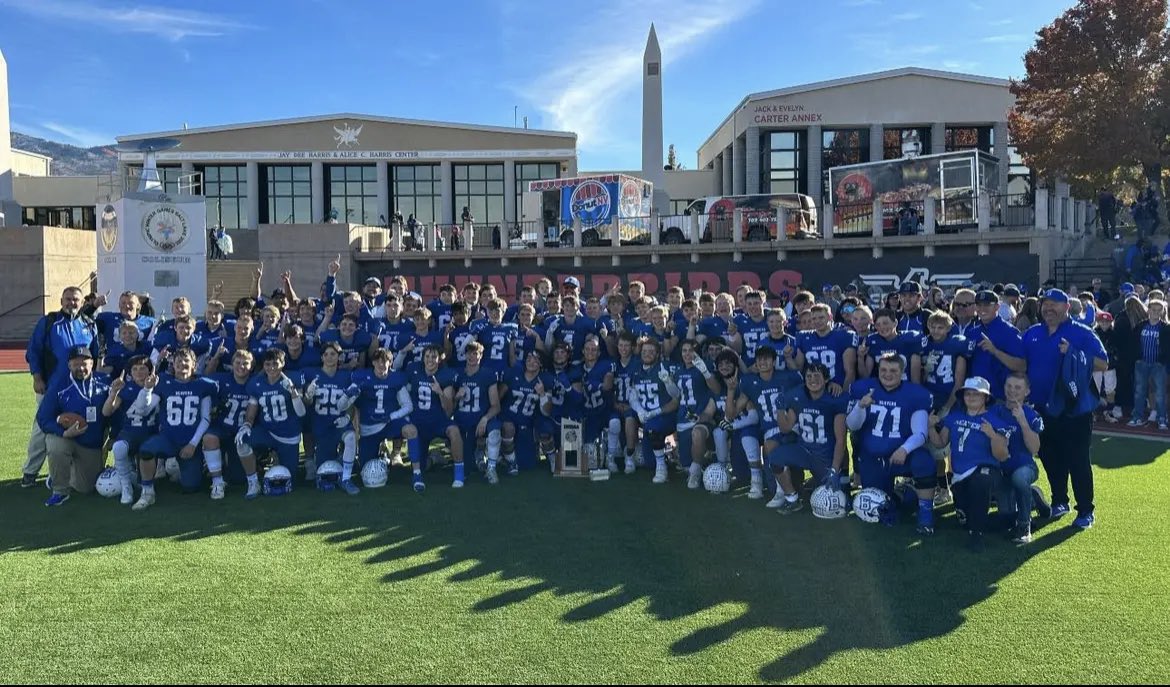 BACK ON TOP 🥇⛰️
🦫🔵⚪️
#14xStateChampions