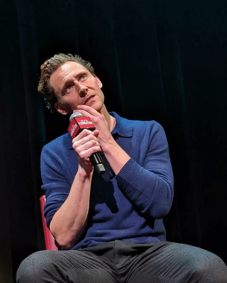 maryensenada's tweet image. Tom Hiddleston asiste a la SagAftra Conversation, en el Robin Williams Center de Nueva York.
12 de Noviembre 

📸 Neko Ferro (instagram)

#TomHiddleston #SagAftra #Loki2 #NewYork 4