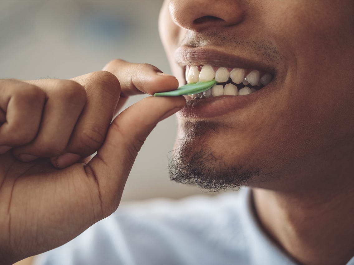 Are You Having A Smelly Mouth And Unpleasant Breath Or Do You Know Of are-you-having-a-smelly-mouth-and-unpleasant-breath-or-do-you-know-of