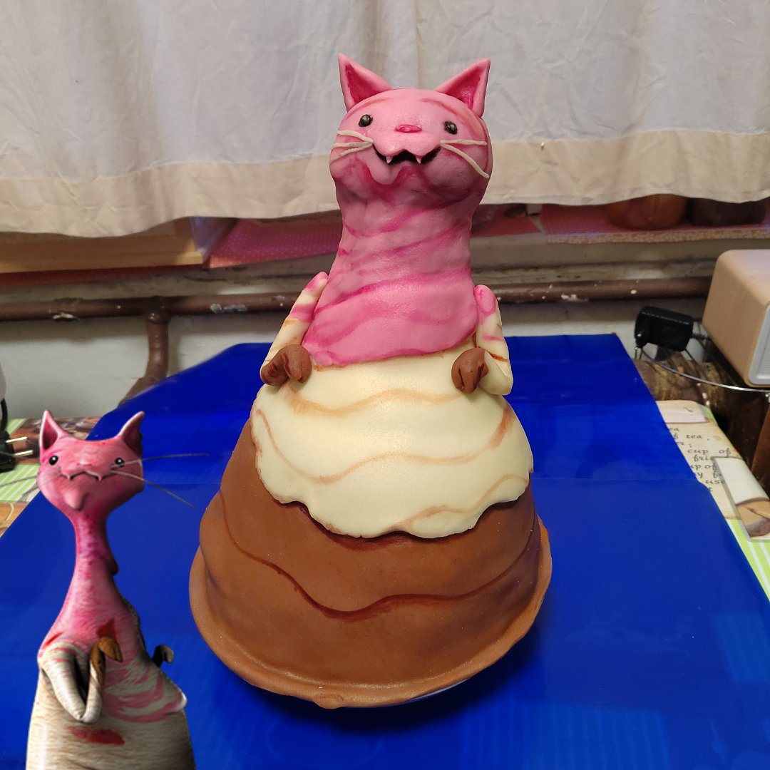 Jorssk's tweet photo. Ice Cream Kitty cake from TMNT 2012 made by me and @Cherrymonstah

#tmnt #birthdaycake #cake #tmntcake #ninjaturtles #icecreamkitty #icecreamkittytmnt #teenagemutantninjaturtles #tmnt2012 https://t.co/OZWGJLFjYT