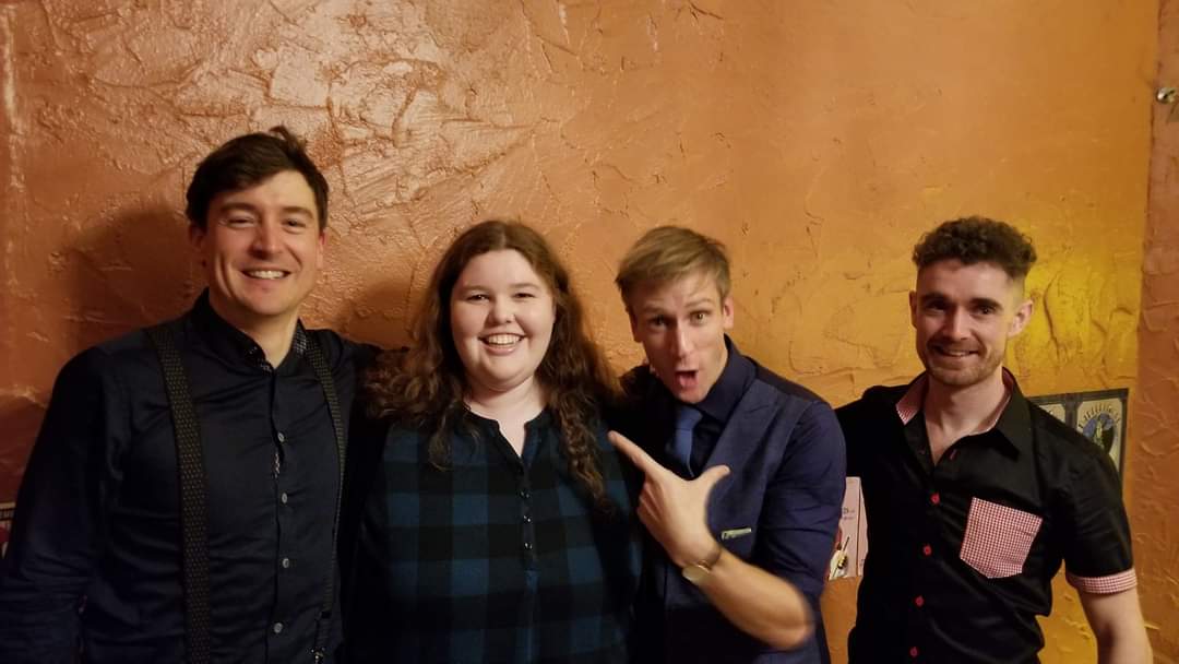 AnnaStell5's tweet photo. This was officially one year ago, and I'm still not okay 😂 Still one of the best nights ever 🐖💙 https://t.co/nVT3euek2g