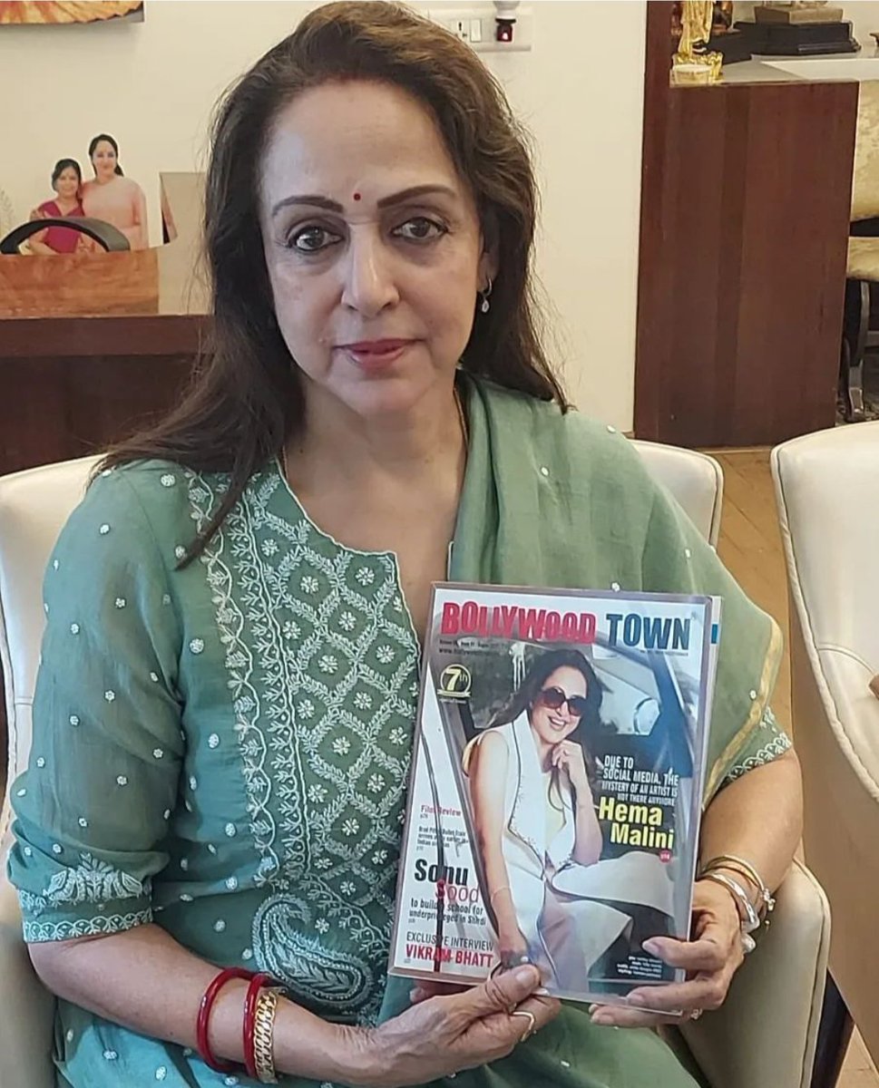 Bollywood's dream girl #HemaMalini posing with #BollywoodTown magazine