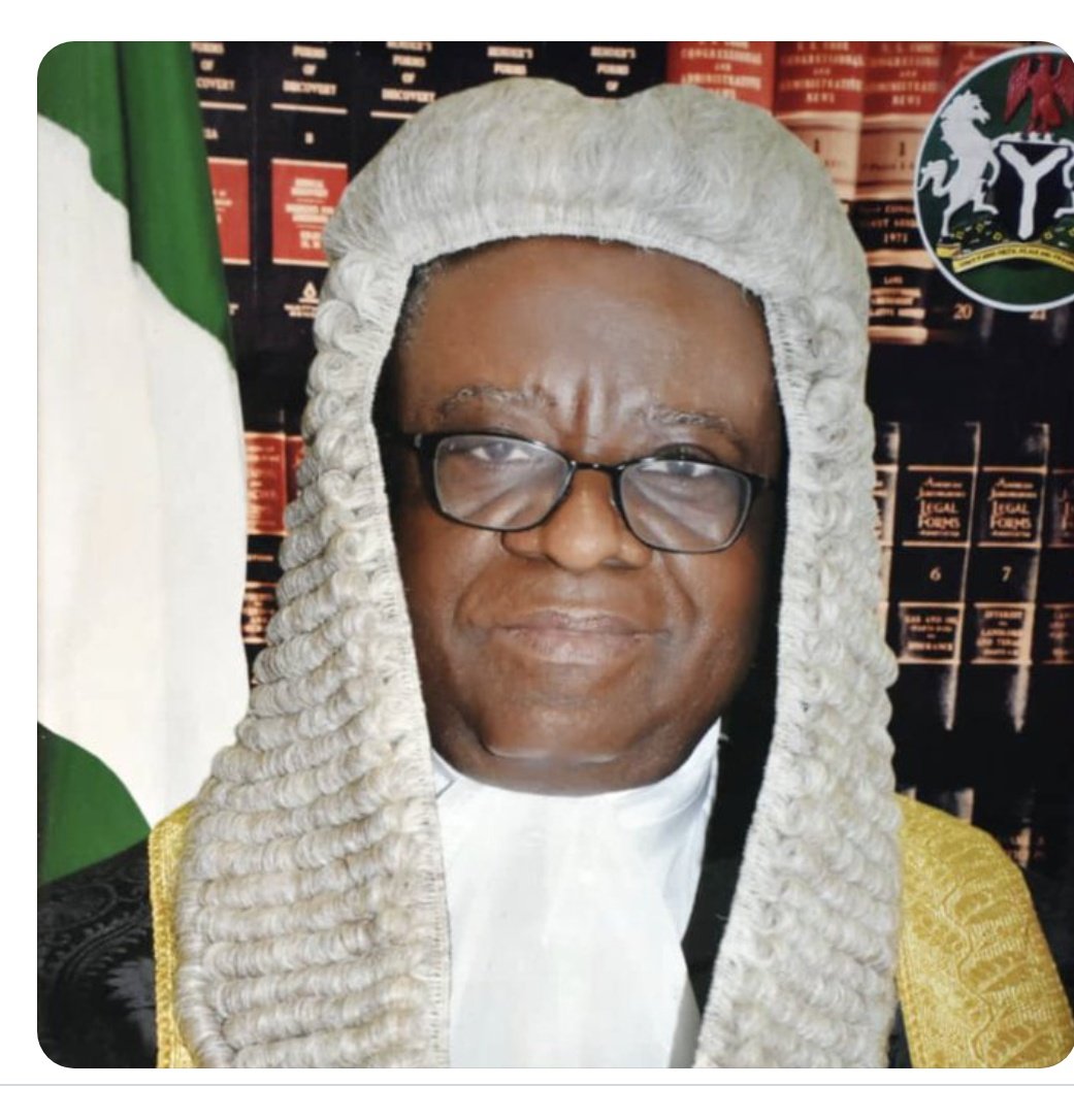 ChiikeDo's tweet photo. Warning to 🐘 peeps and those standing between the nigerian people and their country, weda you be JTF, DS or SS ... Comot for our road...

INEC yakubu Peter Obi Atiku Bayelsa IMO state Kogi okene Chelsea https://t.co/oz1DgJmHdj