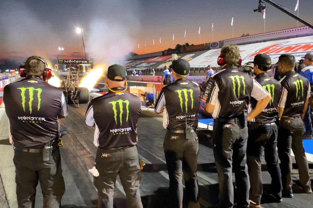 It’s been a tough year for our team & we made our best attempt to go out on a high note. We ended 7 in points. This @MonsterEnergy @FlavRPac team stayed positive & pushed from start to finish. I'm proud of these guys & I look forward to taking what we learned into next season.