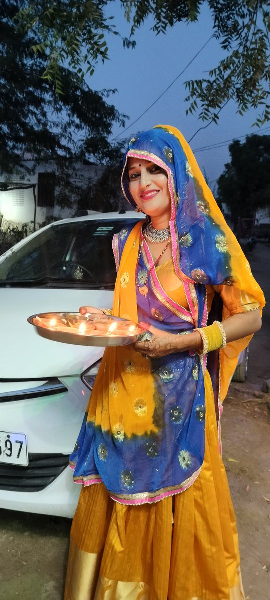 First diwali After Marriage
Howz my Look🙈
ठेठ राजस्थानी लुक कैसा लगा आपको मेरा