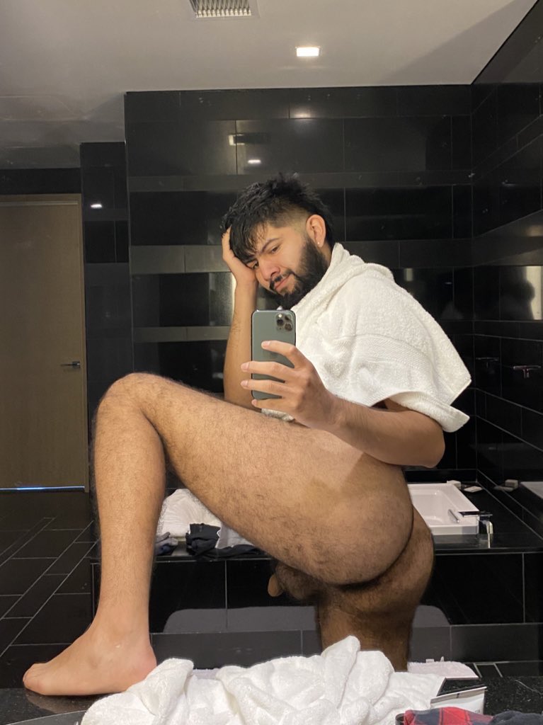 _daddyferrari's tweet photo. ₊ ⊹₊ ⊹ some ass highlights ₊ ⊹₊ ⊹ https://t.co/vDTJXDyEE7
