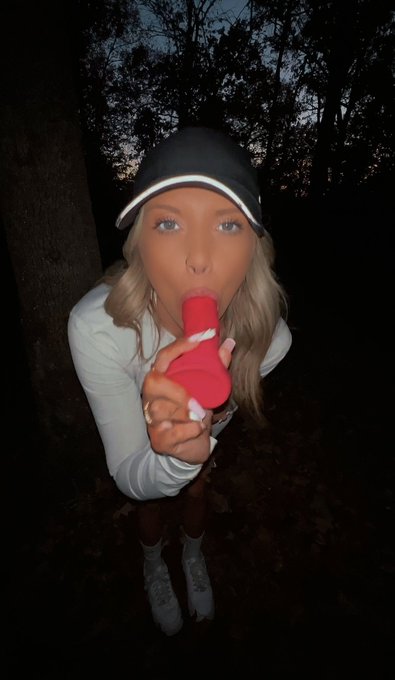 Cum watch me fuck my self in the woods 🤤😏 https://t.co/AtI4cHEiZN #sexy #sex #blondes #cute #boobs https://t<a href="/tag/cute"class="tags"><span>#cute</span></a><a href="/tag/sexy"class="tags"><span>#sexy</span></a><a href="/tag/sex"class="tags"><span>#sex</span></a><a href="/tag/blondes"class="tags"><span>#blondes</span></a><a href="/tag/boobs"class="tags"><span>#boobs</span></a>