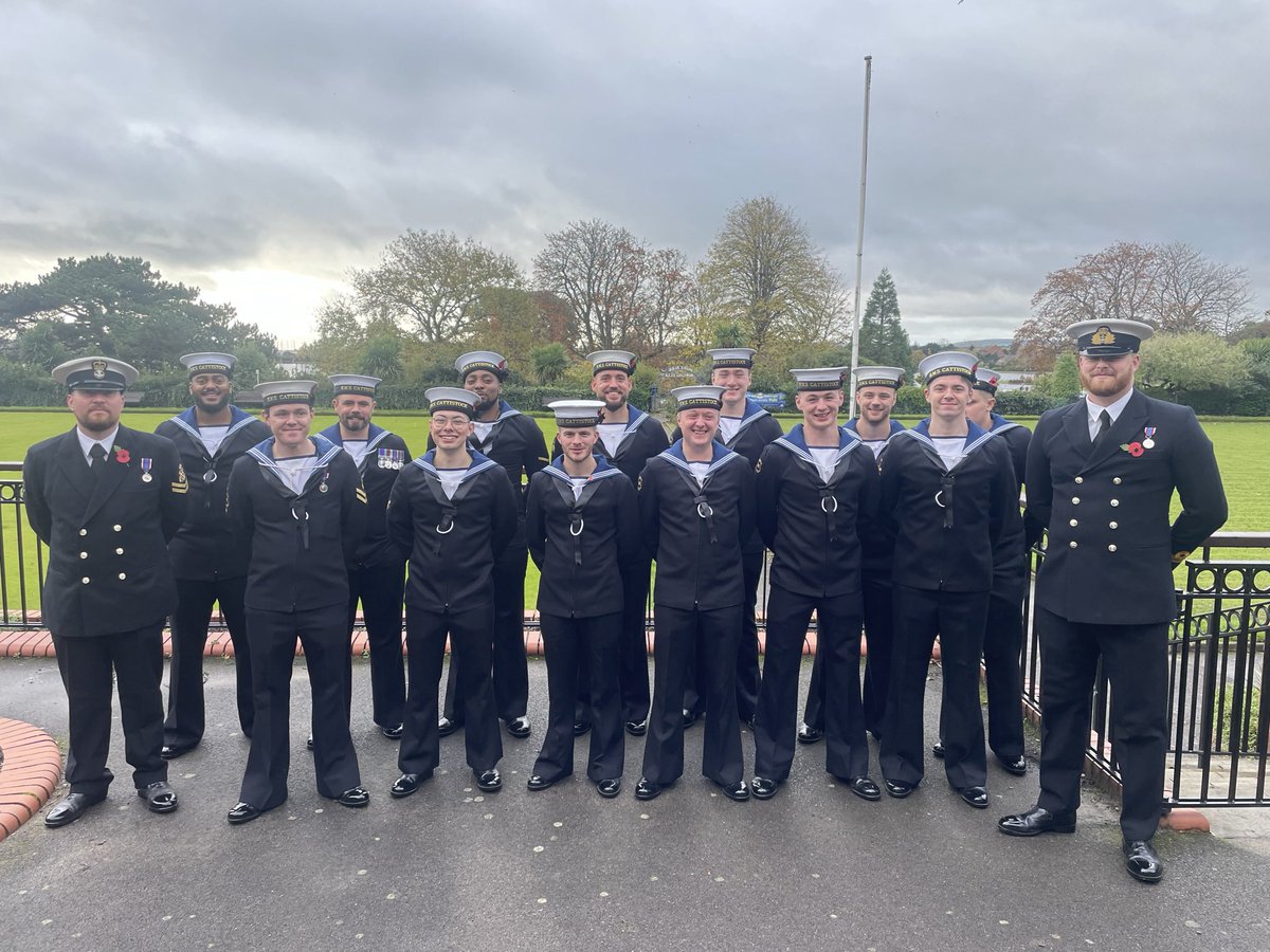 Cattistock was alongside in Poole this weekend and paraded through her affiliated home town port visit as part of Remembrance Sunday. @BCPCouncil thanks for having us! #WeWillRememberThem
