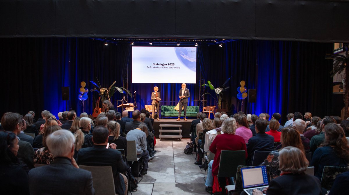Sveriges unga akademi söker nya ledamöter🎉! 👉Få tillgång till ett forum där ett urval av Sveriges ledande yngre forskare möts för att diskutera och driva frågor som i vid mening berör forskning och vetenskap. 🏁Ansök senast den 10 januari: sverigesungaakademi.se/inval