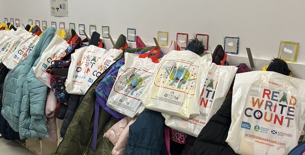 InchturePrimary's tweet image. Read Write Count Bags coming home today! #ReadWriteCount
