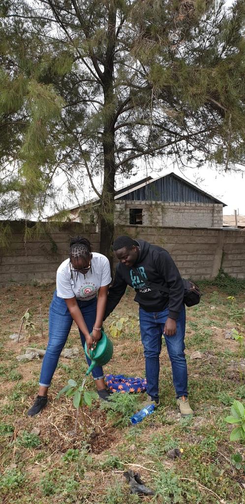 We are the first generation to feel the impact of climate change and the last generation that can do something about it.
#NationalTreeGrowingDay #KenyaMalariaYouthCorps
@MalariaYouthKE  @call_me__Santa  @MunyendoMax
