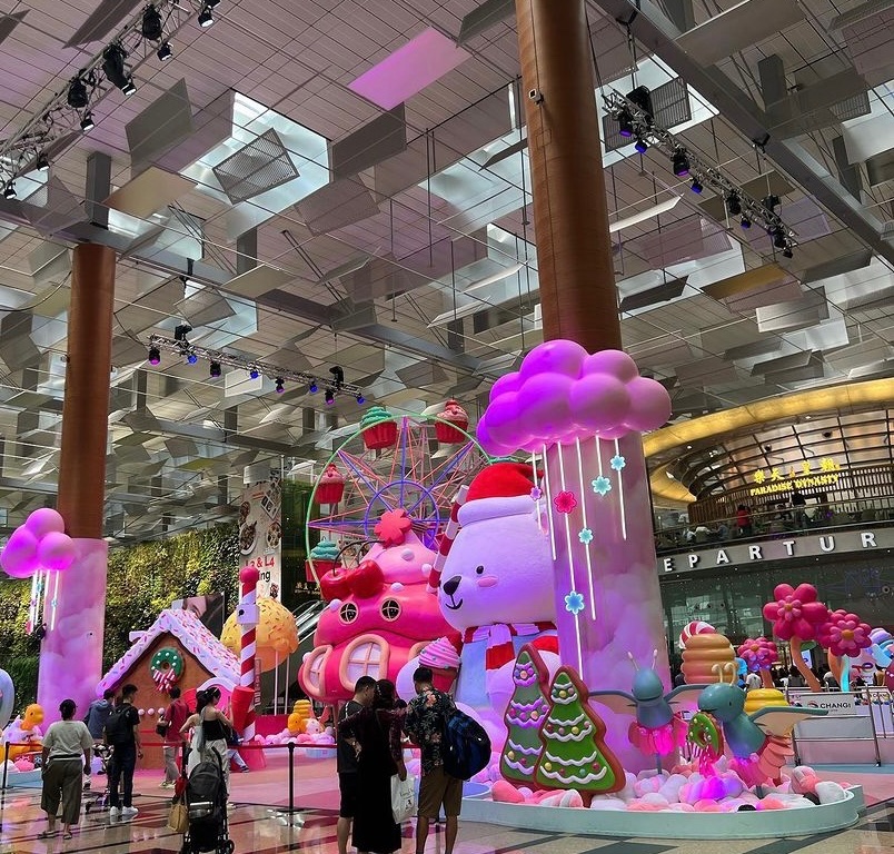 Hello SG!!! Perks having a fried in airline discount!!