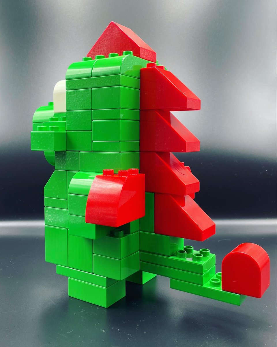 ksuyasuya1's tweet image. 前回作った #レゴランド のキャラクター、ドラゴンのオーリーの #デュプロ 。
白目付きの方がしっくりきたので、こちらで撮影し直しました💦あと、余分だったブロックを外しました💦
#duplo