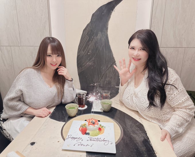 Thank you my Love?❤️?
@Hitomi_official 

https://t.co/PaVorEmEmX https://t.co/noOqTKIToJ