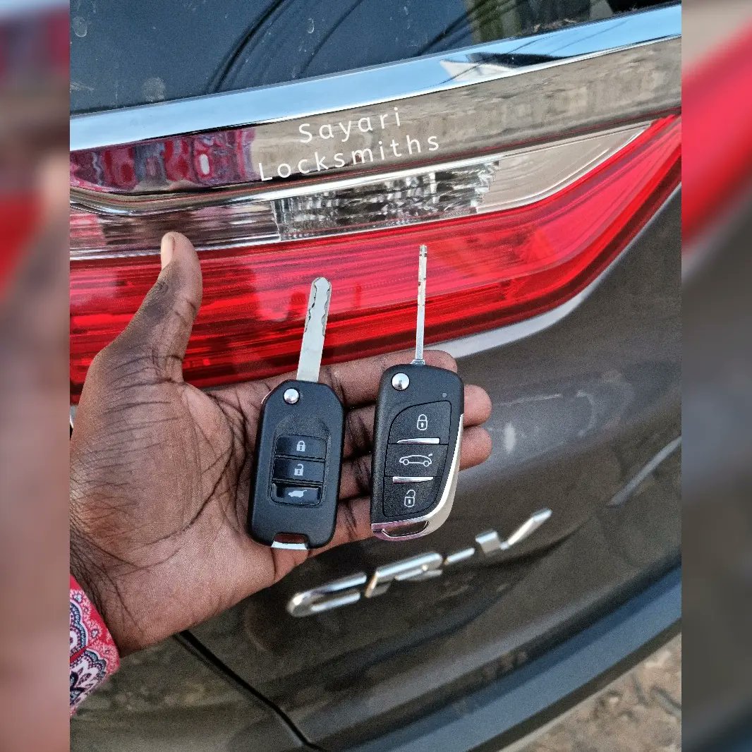sayarilocksmith's tweet image. Get a car keys replacement or a spare key in no time. Contact us today for professional &amp;amp; reliable service! 🔑

📞 0708 715804 / 0742 849901

📍 Ngong Road next to Co-operative Bank, Dagoretti Corner branch
 
#CarKeyReplacement #AutoLocksmith #QuickSolution
WOW #fypシ゚#trending