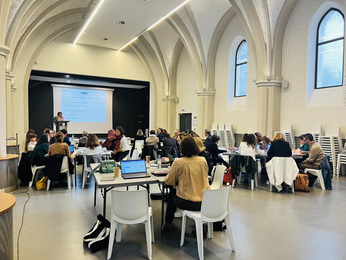 Julie_Laffont's tweet photo. Ouverture du séminaire RFC 31 avec l’ #IFECentreAlainSavary @educIFE à nos côtés pour discuter des problématiques du métier du formateur. Merci à @actoulouse @MostafaFourar @leclercarno @PVenck @KarineDubie d’avoir permis cette journée. https://t.co/XPxlOoC0Ac
