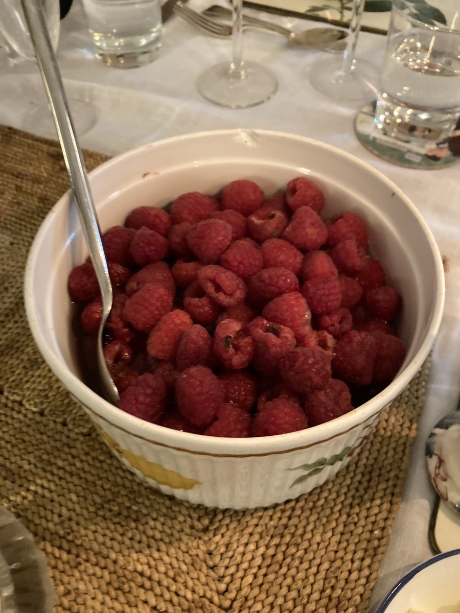 Eamon Carr tweet media