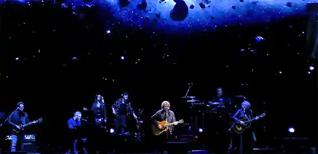 JEFF LYNNE’S ELO volvió a brillar en VetsAid 2023 elosp.com/jeff-lynnes-el… elosp.com facebook.com/elospcom #elosp #elo #electriclightorchestra #jefflynne #jefflynneselo #Jeff_Lynne's_ELO