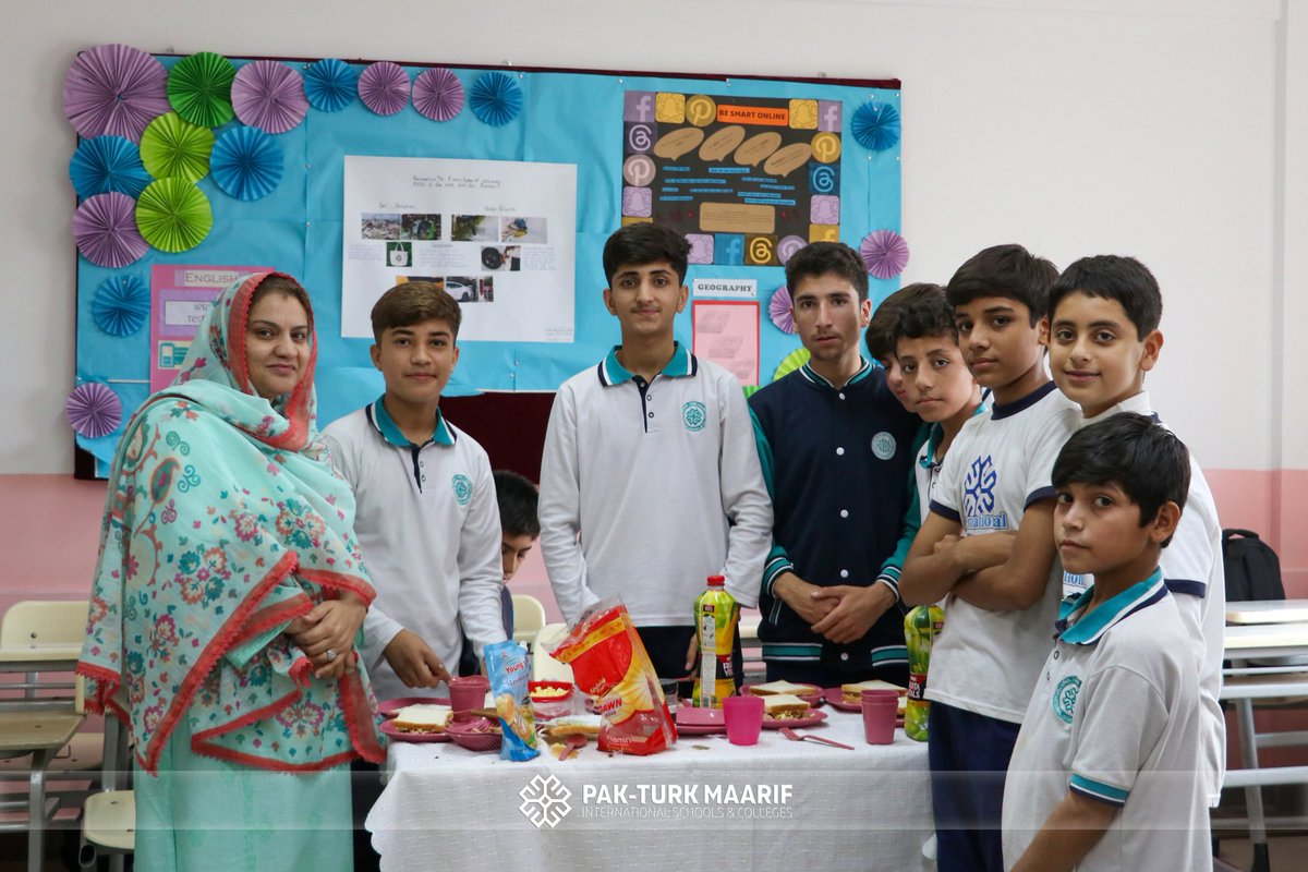 PakTurkMaarif's tweet image. Students at Pak-Turk Maarif International unite in the cooking activity blending flavors and building teamwork skills. 👨‍🍳 🤝

#PakTurkMaarif #CookingSkills #TeamworkInAction