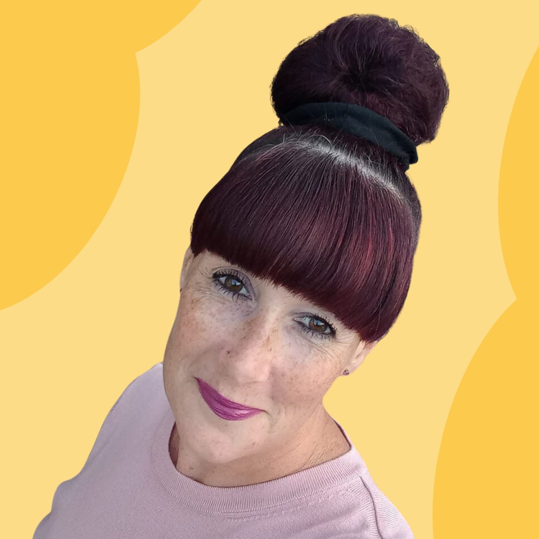 👋 Let's welcome Donna St Claire from Design Lab Eastbourne to the latest addition to our Committee.

Donna's been a valued member for nearly a year and has chosen to take an active role by joining the Committee. 

#hailshamchamber #chamberofcommerce #committeemember #HDCC