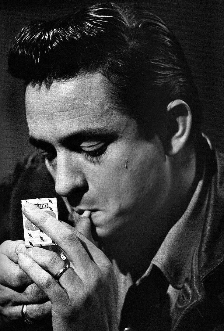 Oiconprints's tweet photo. “I got stripes, stripes around my shoulders
And them chains, them chains,
They’re about to drag me down” 

Johnny Cash 💵 
I Got Stripes released 1959 
Written by Johnny Cash &amp; Charlie Williams 

#johnnycash #cash #rocknroll #country #countryking #singer #songwriter #fifties https://t.co/4nkldyowy1