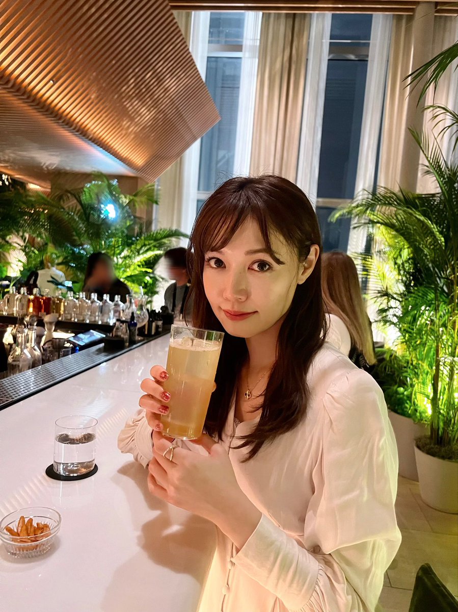 nonoko_sum's tweet image. 約5ヶ月ぶりにお酒を…🥂
東京アールグレイフィズ
1杯だけだけど飲み終わってから真っ赤に
#lobbybar  #東京エディション虎ノ門