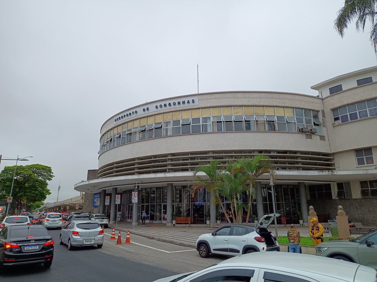 Project management for the concession of 11 airports in Brazil. The services cover the planning, technical management, detailed design, and construction stages, for the expansion, maintenance and operation of 11 airport complexes in the states of São Paulo, Mato Grosso do Sul,