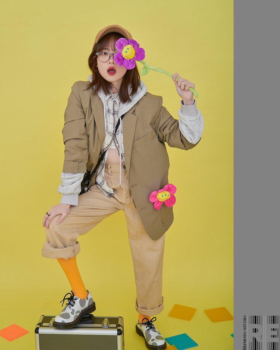 photostudioRe's tweet photo. Model Composite Card
#photostudioRE #촬영작가 #포토 #패션포토 #패션포토그래퍼 #모델포트폴리오 #포트레이트 #portrait #ポートレート #CompCard #CompositeCard https://t.co/MQMjj88mLF