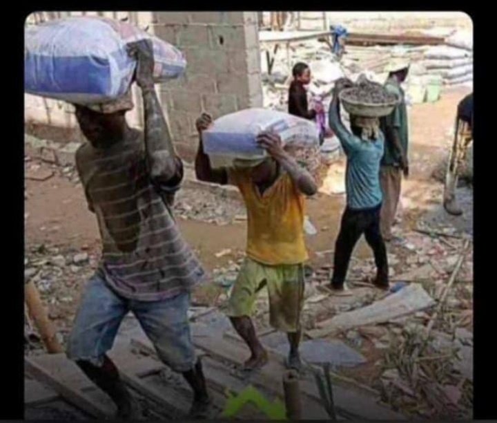 DBrecent's tweet image. Monday we go again 
God bless our hustle