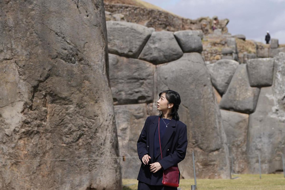 🇯🇵🇵🇪
#Japan’s Princess Kako of Akishino visited Machu Picchu and Sacsayhuamán Citadel #Cusco, on her official visit to #Peru to commemorate the 150th anniversary of diplomatic relations between the two countries.

📸 Kyodo #PrincessKako #佳子さま #皇室 #日本