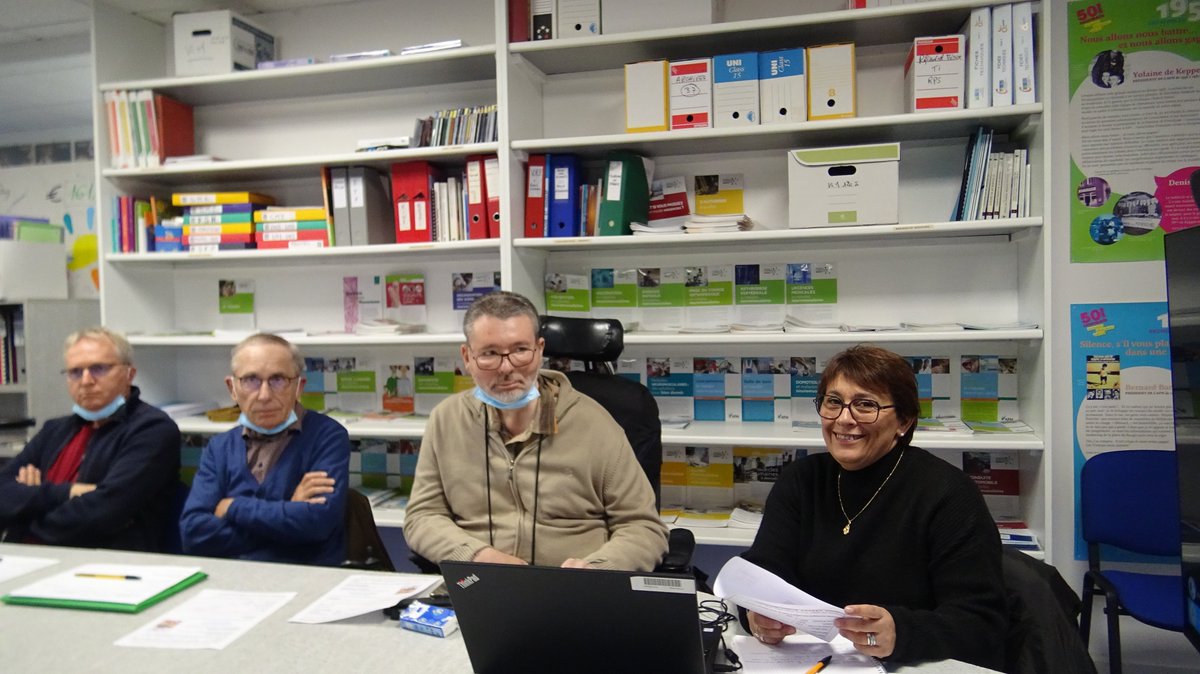 AfmTelethon37's tweet photo. Ce mardi 7 novembre, après-midi studieuse au SR avec une réunion de délégation spéciale Téléthon 2023 #Téléthon2023 ! https://t.co/W2174KFoIQ