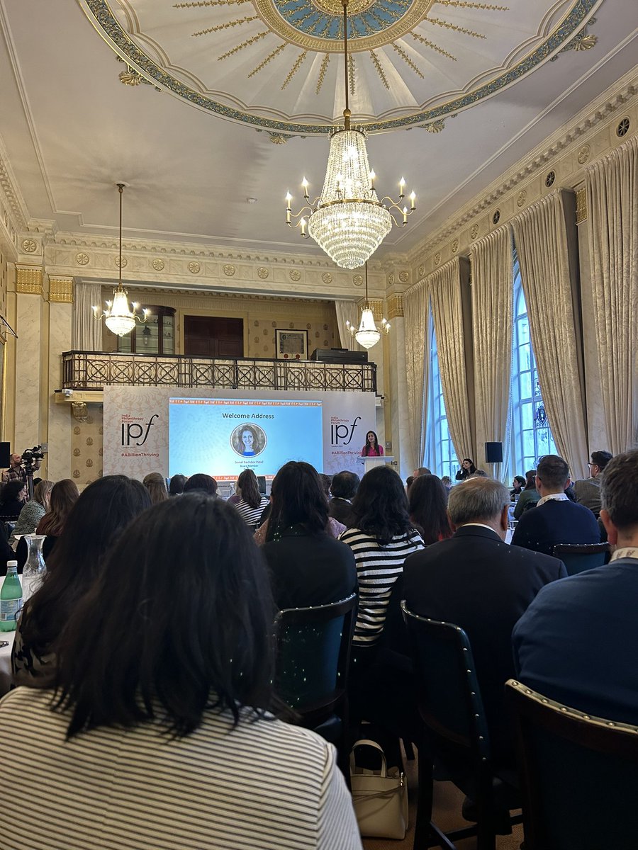 sbronheim's tweet photo. Absolutely packed room for the inaugural India Philanthropy Forum hosted by @dasra #philanthropy #ABillionThriving https://t.co/x0xZhsByFr
