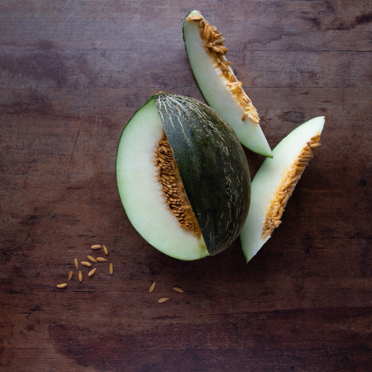 Looking for a tasty way to keep hydrated? Melons are your winter saviour! With over 90% water content, they'll quench your thirst and keep you refreshed. Plus, they're packed with vitamins and antioxidants, making them a delicious and nutritious choice! 💧🍈

#Keelings #Melons