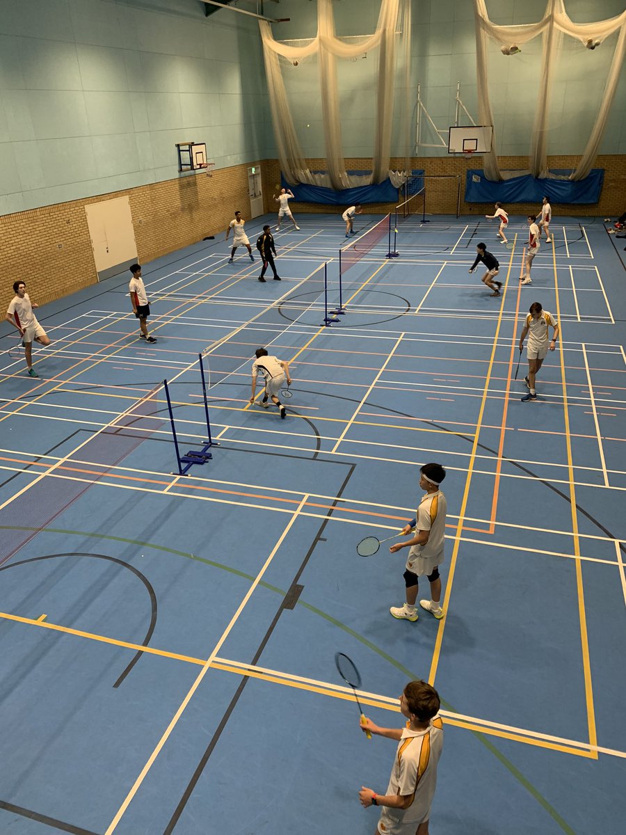 Brilliant match on Saturday with our 1st team 🆚 <a href="/RadleyBadminton/">Radley College Badminton</a>. It all came down to the last round - finishing on an 8 all draw! Superb level of badminton, looking forward to the octad this Saturday! <a href="/OratorySport/">Director of Sport</a>
