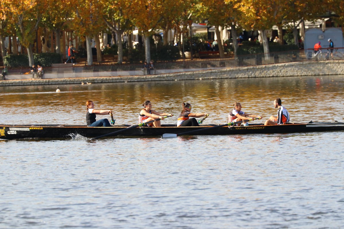 Trofeo de Yolas Villa de Madrid 🚣‍♀️🏆

Gran regata rodeados de amigos en un día espectacular 🌞

#remomadrid #remo #rowing #canotaggio #rudern #aviron #competicion #campeonato #deporte #villademadrid
