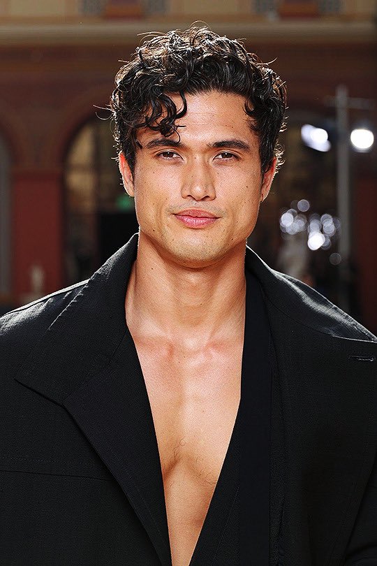 FitFamousMales's tweet image. Charles Melton 🔥🔥