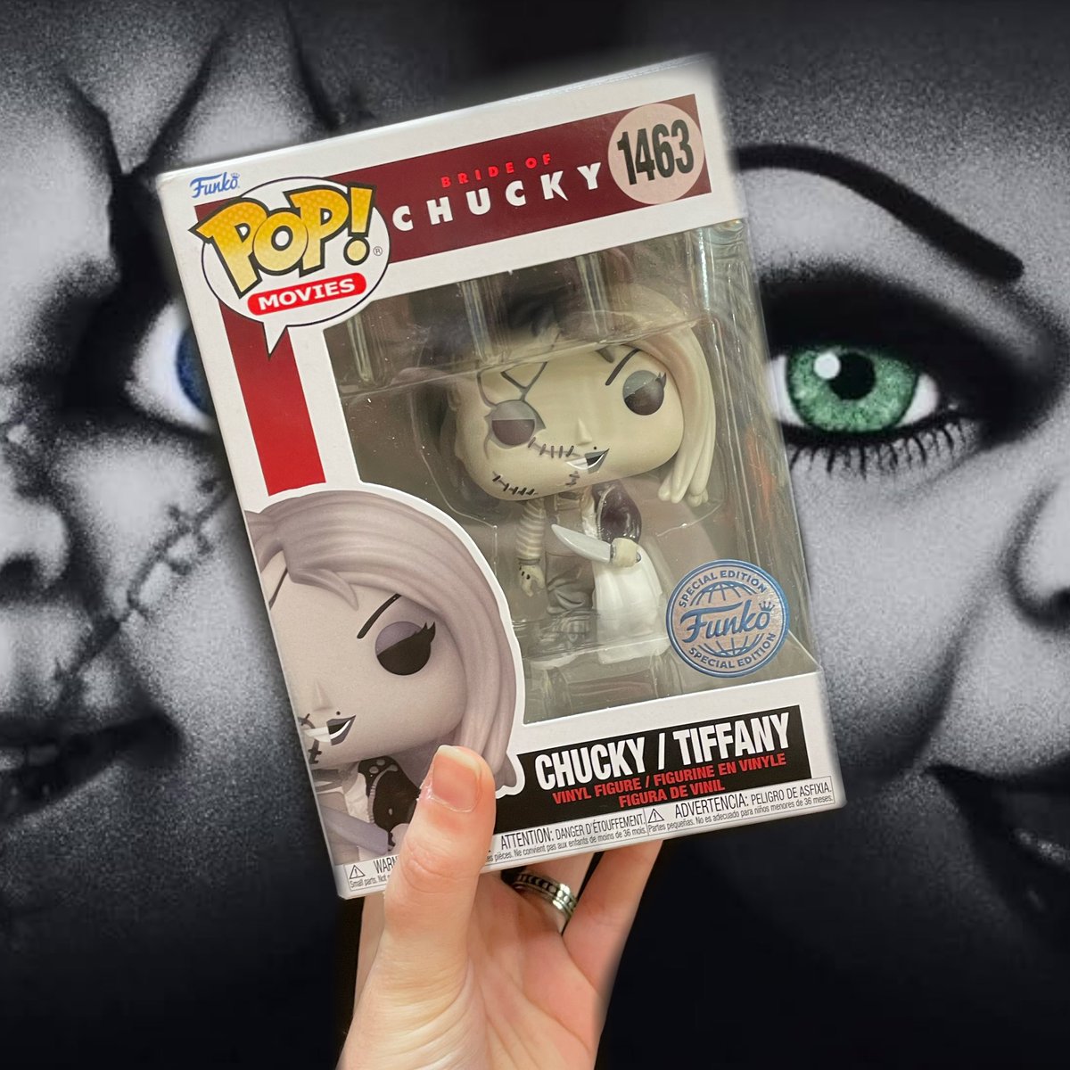 🔪 BRIDE OF CHUCKY 🔪 Chucky gets lucky! 🤍 How amazing is this Funko special edition B&W Chucky & Tiffany split pop? 😍 Best of both worlds! #childsplay #chucky #tiffany #chuckyandtiffany #horror